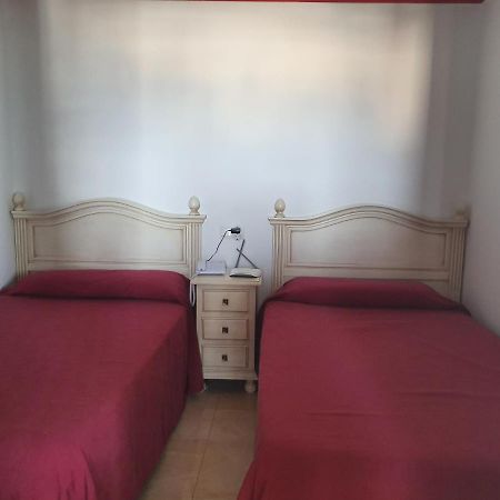 מארבלה Apartamentos Mediterraneo מראה חיצוני תמונה