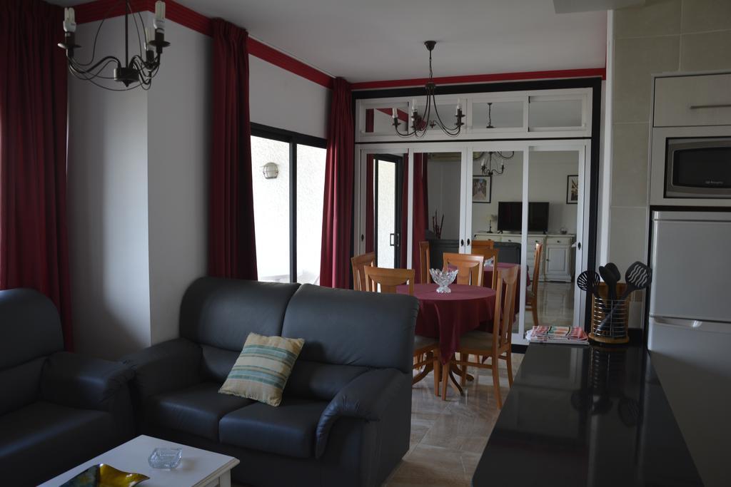 מארבלה Apartamentos Mediterraneo מראה חיצוני תמונה