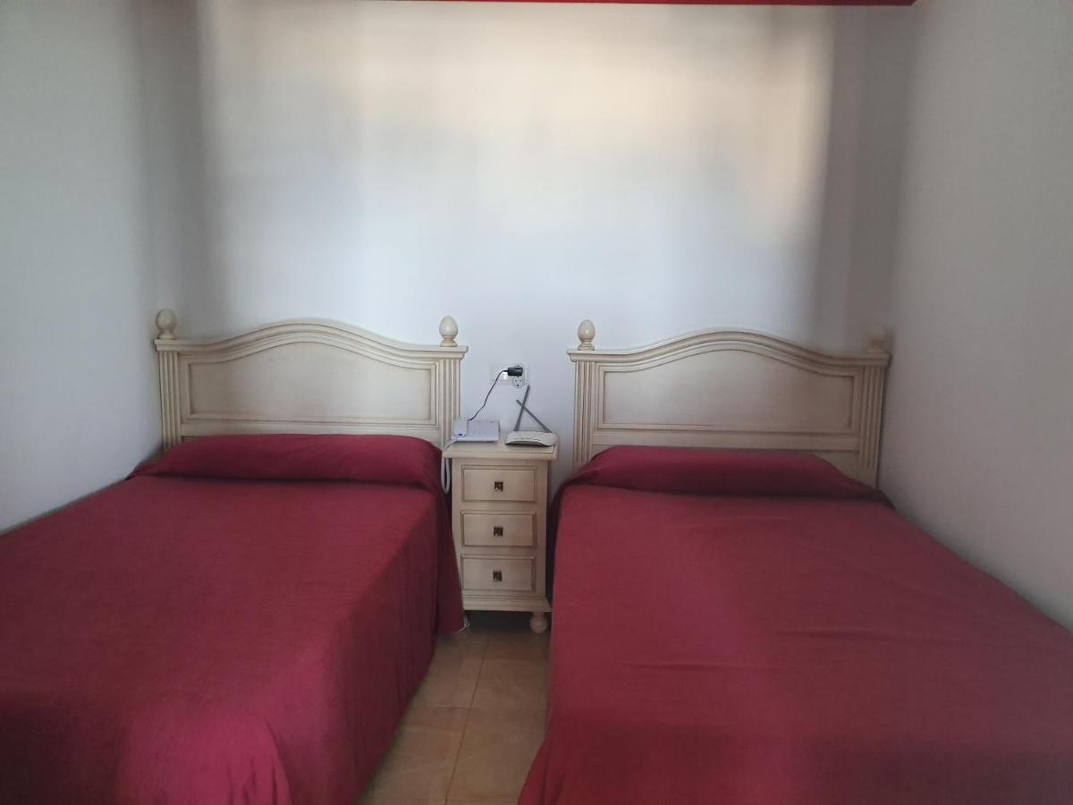 מארבלה Apartamentos Mediterraneo מראה חיצוני תמונה